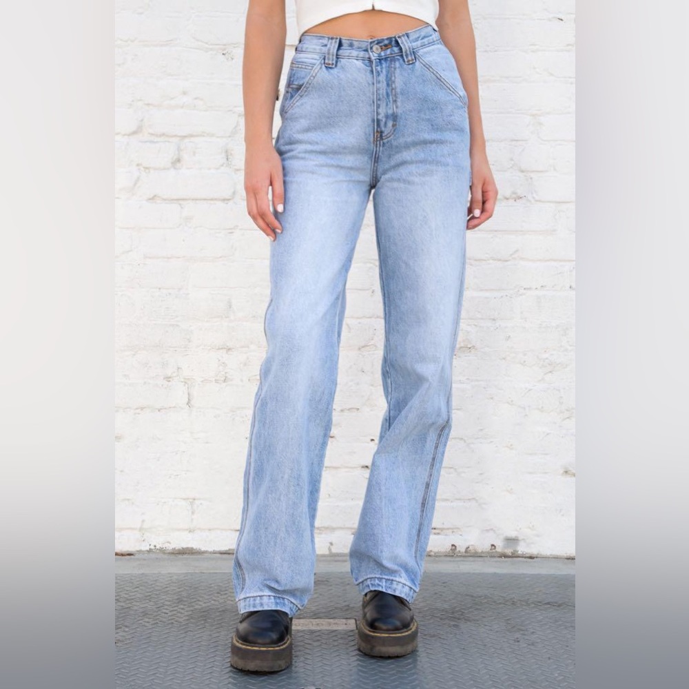 Brandy Melville Feanne Light Wash Jeans